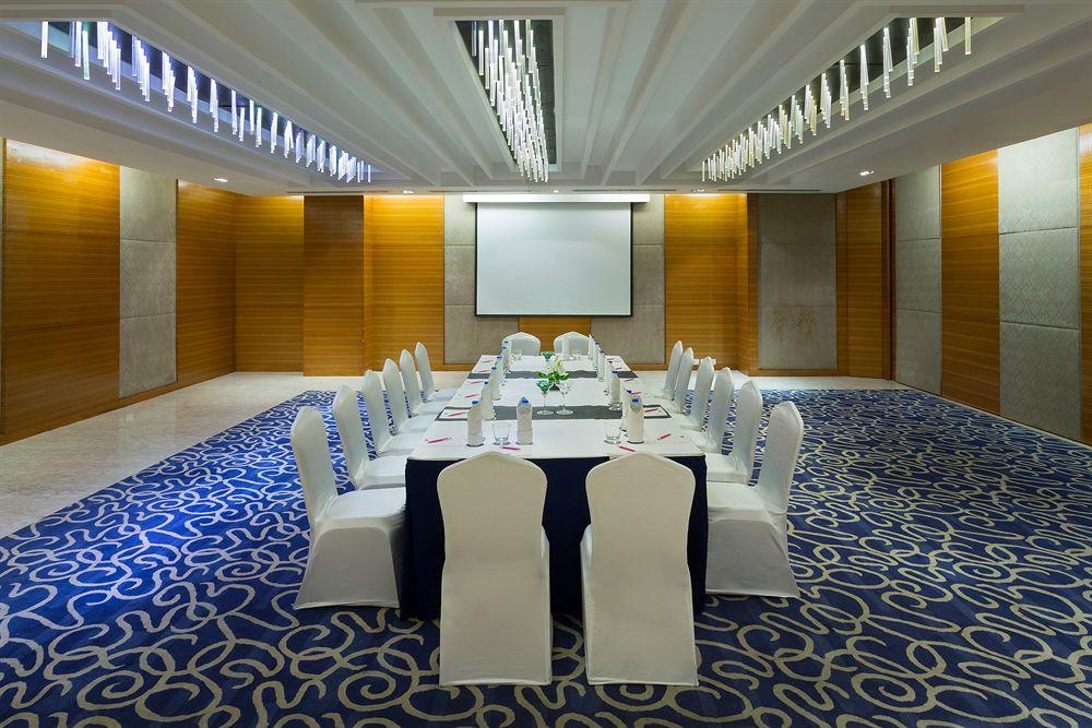 Four Points By Sheraton Jaipur, City Square Экстерьер фото